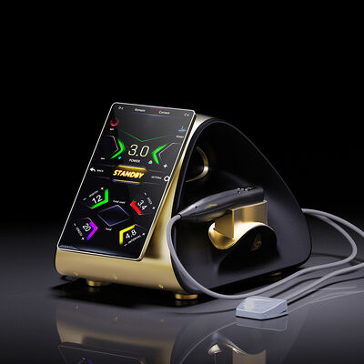 22D MAX HIFUとRF美顔器による肌引き締めとボディスカルプティング