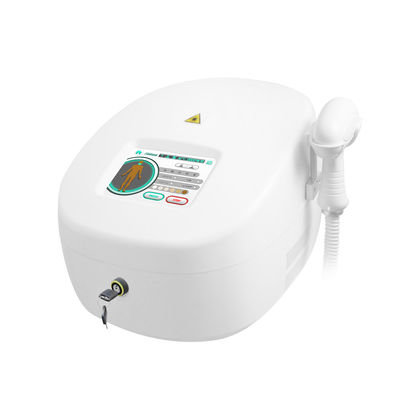携帯用600w 755nmの毛の取り外しレーザー機械